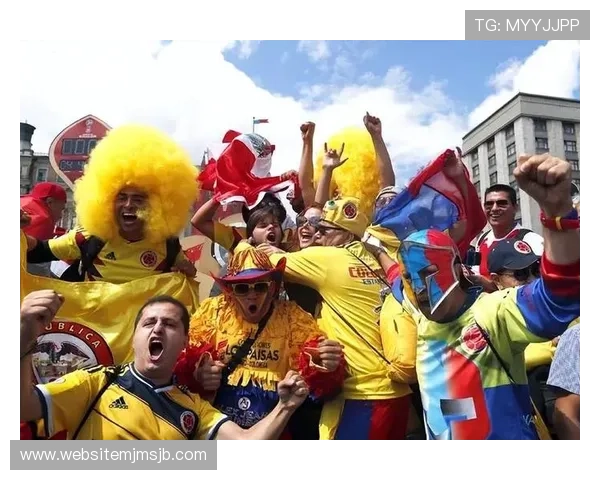 世界杯球迷的疯狂行为揭秘：你不知道的球迷疯狂举动与背后故事